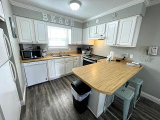 LIVE ON ISLAND TIME! GREAT GULF SHORES BEACH CONDO, VERY NICE - Gulf Shores - 5
