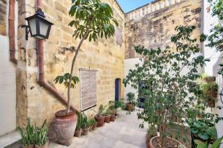Casa Mezzodì' - Luxurious 18th C. Farmhouse with Gardens & Pool - Kerċem - 5