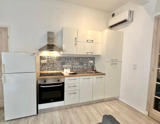 Heart of Juan les pins - AC - 5min beach & restaurants - Antibes - 8