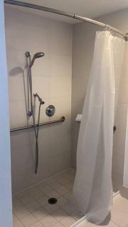 Sunny Studio Stay, 2 Full Beds, Coastal Walks Nearby - 8