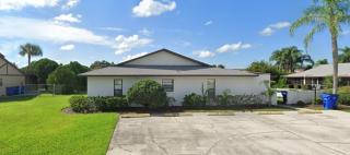 Removing Please Book on BNB Modern Sun N Lake Villa Self Check-In - Sebring - 9