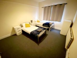 Devonshire House - 6
