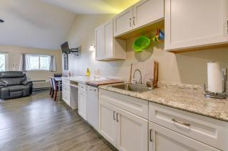 Rockport Unit with Pools and Boat Ramp - Near Beaches! - Rockport - 6