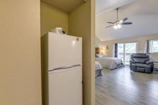 Rockport Unit with Pools and Boat Ramp - Near Beaches! - 5