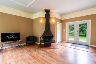 Les Chalets Tourisma - Chalet au bord de l'eau avec spa et foyer - Le Draveur - Saint-Raymond - 1