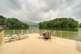Lakefront Butler Retreat with Hot Tub and Dock! - Butler - 0