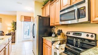 8951 Coco Palm - 8