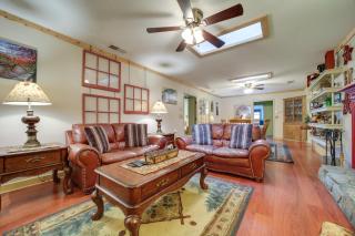 Campbell Retreat in Maggie Valley with Deck! - Maggie Valley - 5