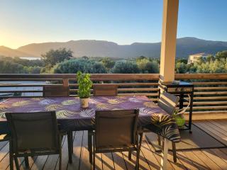 Appartement de standing avec piscine et terrasse - 0