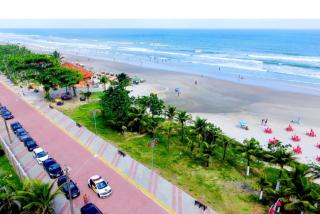 Linda Casa apenas 200 metros da melhor Praia de Itanhaém - Itanhaém - 5