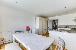 HILLCREST - Biggin Hill - 6