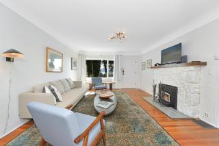 The Bayside Cottage - North Saanich - 6