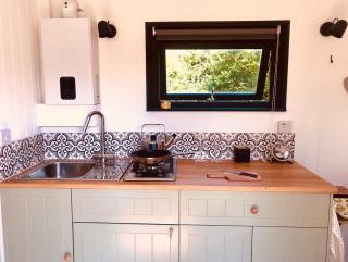 Apple Orchard Shepherd Huts - Staple Cross - 6