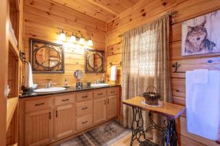 Outlaw Mountain Lodge Fire Pit and Panoramic Views! - Brasstown - 1