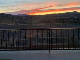 Zion Village - Pool - Hot Tub - Lazy River - EV - Gym - 7