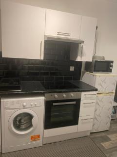 Exeter Garden for 2 - Ilford - 8