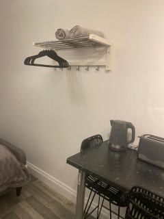 Exeter Garden for 2 - Ilford - 7