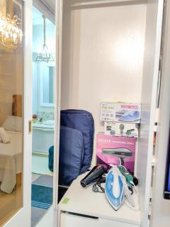 Modern 1BR in Uptown BGC - Manila - 4