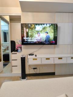 Modern 1BR in Uptown BGC - Manila - 5