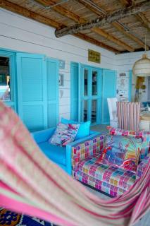 Golden Sea Casa Boutique - Archibolds - 2