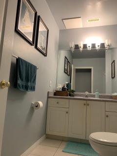 Cozy Basement Suite close to Downtown,Edmonton - Edmonton - 7