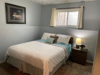 Cozy Basement Suite close to Downtown,Edmonton - 3