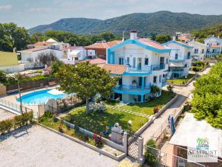 SeafrontGardenHouse - 0