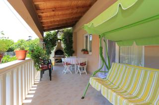 Holiday house with a parking space Kastel Stafilic, Kastela - 21506 - 0