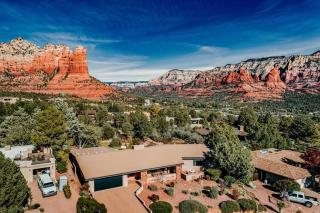 Jacuzzi, Walk to Trails, Stunning Views, Mid-Century Modern,Pool - Sedona - 4