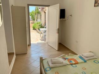Vaso Apts - Sarandë - 3