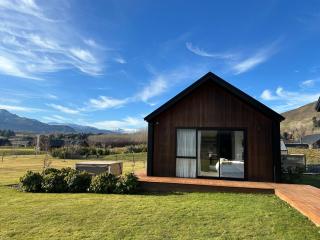Guest House with a Stunning View - Frankton - 6