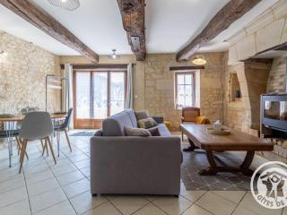 Gîte charmant en tuffeau près de Saumur avec terrasse, poêle à bois et grandes commodités - FR-1-622-64 - Vaudelnay - 2