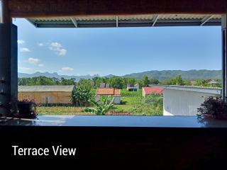 RINA Guest House Pacitan - 5