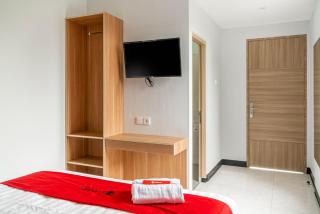 RedDoorz near Puri Indah Lippo Mall 2 - Jakarta - 3
