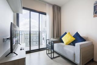 Bangkok city center-thong lo-rca-high-rise one-bedroom - 3
