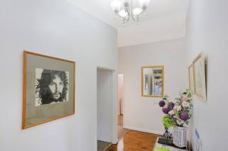 CBD Townhouse - Warrnambool - 3