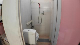 Charis Homestay - Surabaya - 8