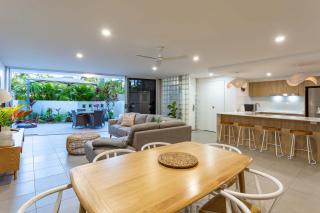 BEACHFRONT BLISS POSITIONED PERFECTLY IN COTTON TREE - 6