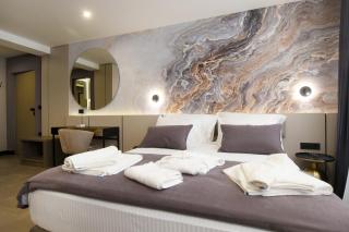 Grandeur Apartments - 4