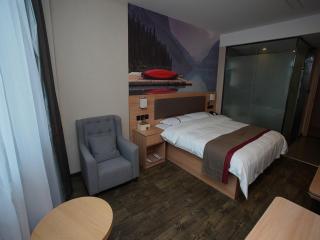 Thank Inn Chain Hotel Anyang Tangyin County Anyang Kindergarten - Anyang - 4