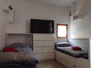 Apartment 10 - 8