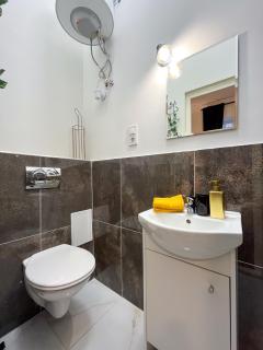 Green Goblin Apartment with FREE PRIVATE PARKING - Budapeste - 7