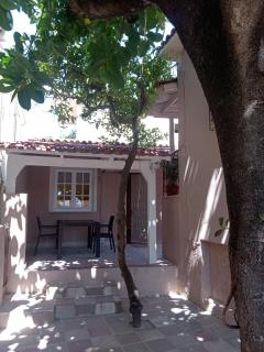 Menegis Apartment - 1