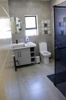 Asania Guest House - Bloemfontein - 7