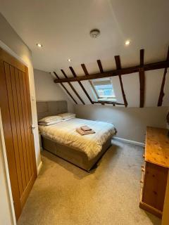 Lower Bell - Aylesford - 2