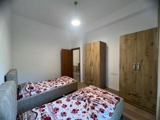 My Big Family - 2 Bedroom Apartment - Accomodation for 6- 8 guests - Orikum - 2