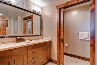 3 Bedroom Mountain Condo On Main Street - Walk To Lift, Onsite Pool, Luxury-Rated! - 2