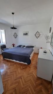 Peruzin Residence - Pag - 6