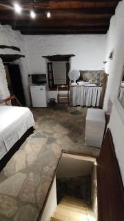 Linardo low cost - Ano Syros - 4