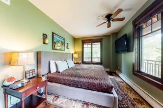 2 Bedroom Luxury Condo On Main Street At Maggie Pond - Walk To Lift! - 3